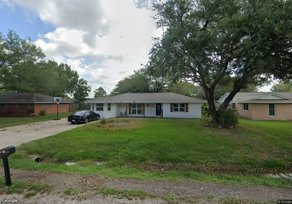 204 Lindsey Ave, Bay City, TX 77414 - photo 1