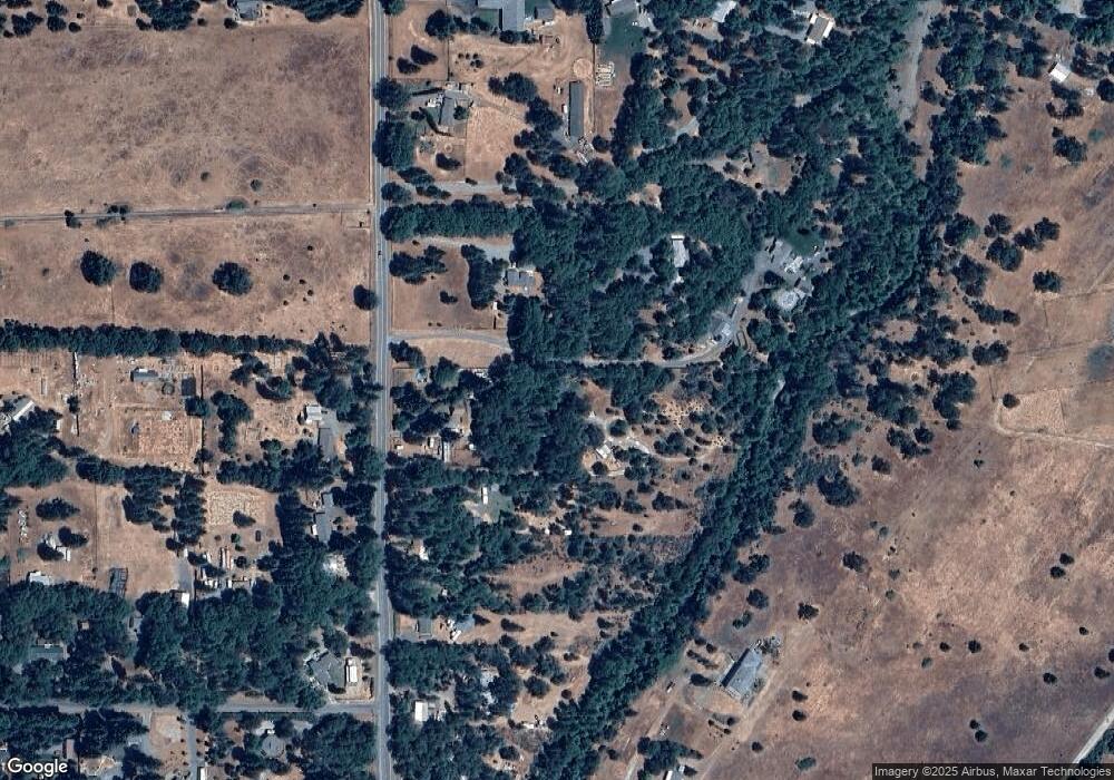 8899 Monument Dr, Grants Pass, OR 97526 - photo 1