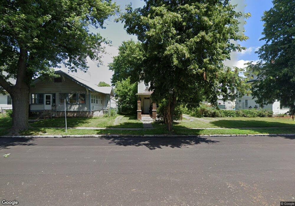 1918 W 3rd St, Davenport, IA 52802 - photo 1