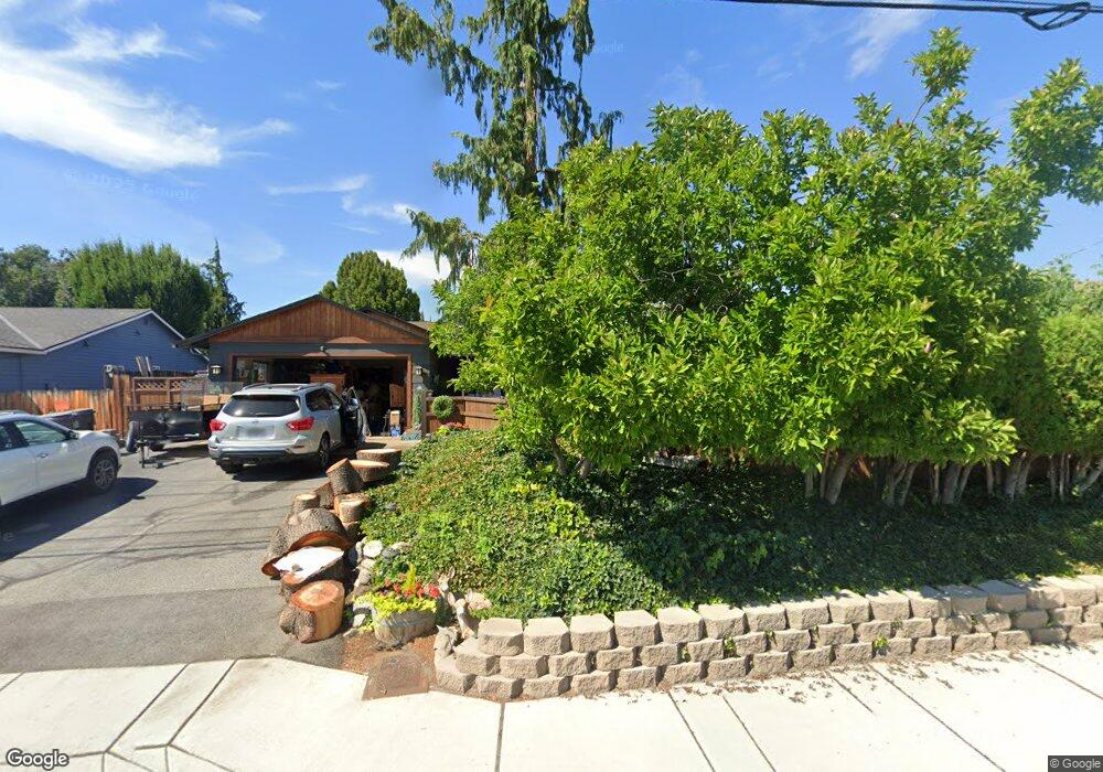 901 10th St NE, East Wenatchee, WA 98802 - photo 1