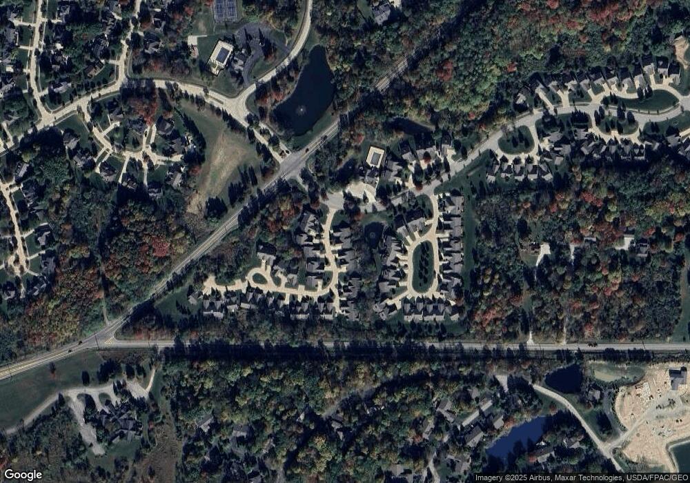 665 Elmwood Point unit 29, Aurora, OH 44202 - photo 1