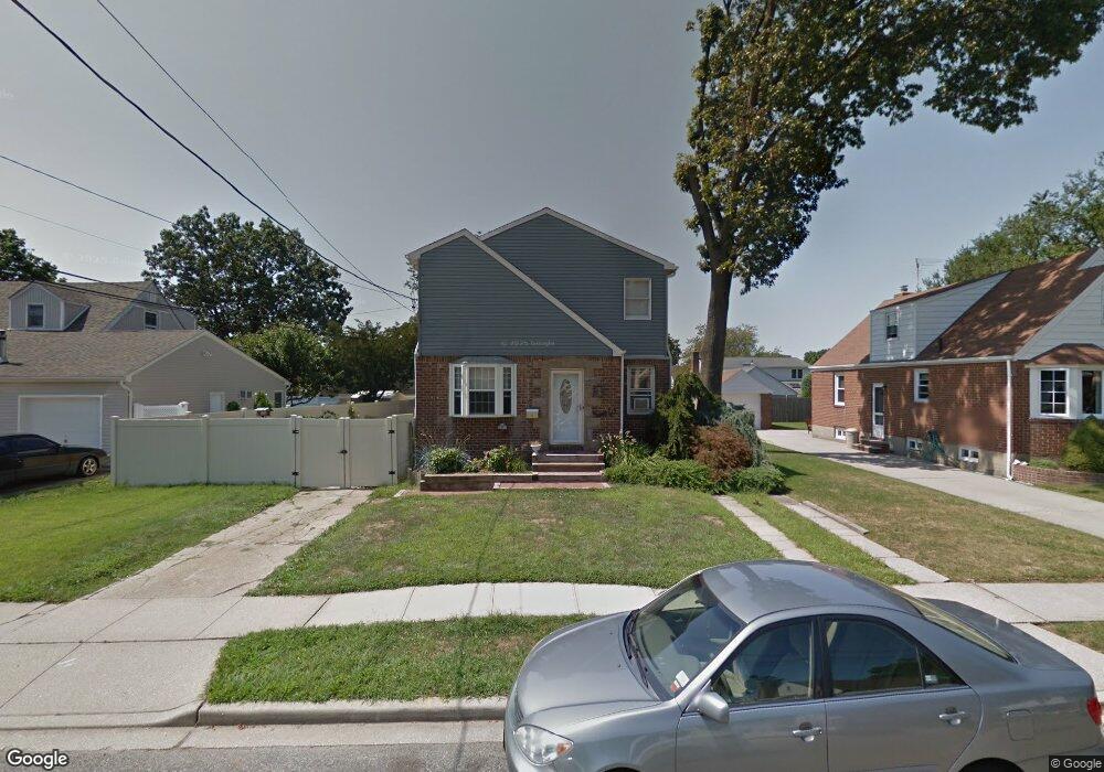 292 Rintin St, Franklin Square, NY 11010 - photo 1