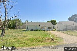 106 8th St, Gorham, KS 67640