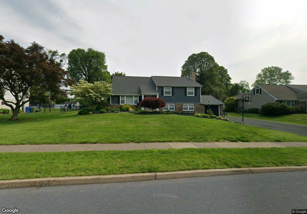 1664 Kenmare Dr, Dresher, PA 19025 - photo 1