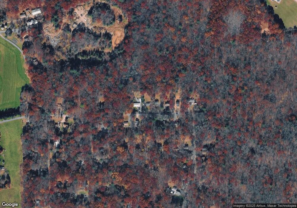 927 Hawthorn Ln, Kunkletown, PA 18058 - photo 1