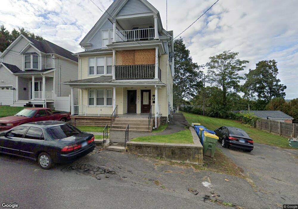 102 Kelsey St unit 2nd FL, Waterbury, CT 06706 - photo 1