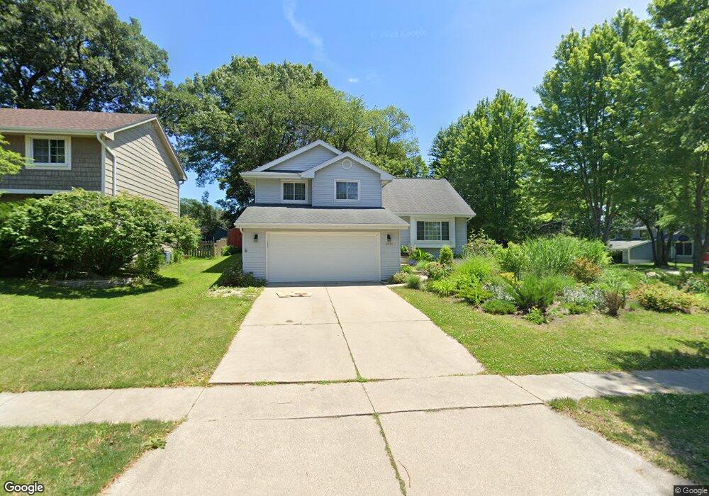 3731 SE 19th St, Des Moines, IA 50320 - photo 1