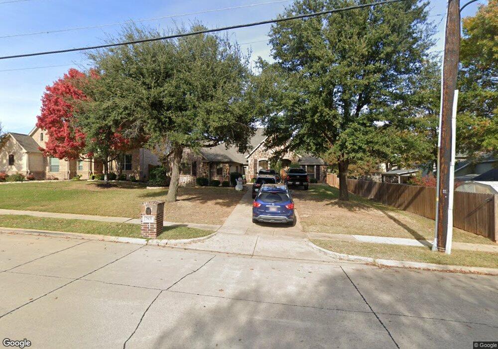 7931 Green Valley Dr, North Richland Hills, TX 76182 - photo 1