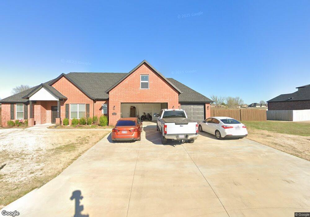 18572 Astor Dr, Fayetteville, AR 72704 - photo 1