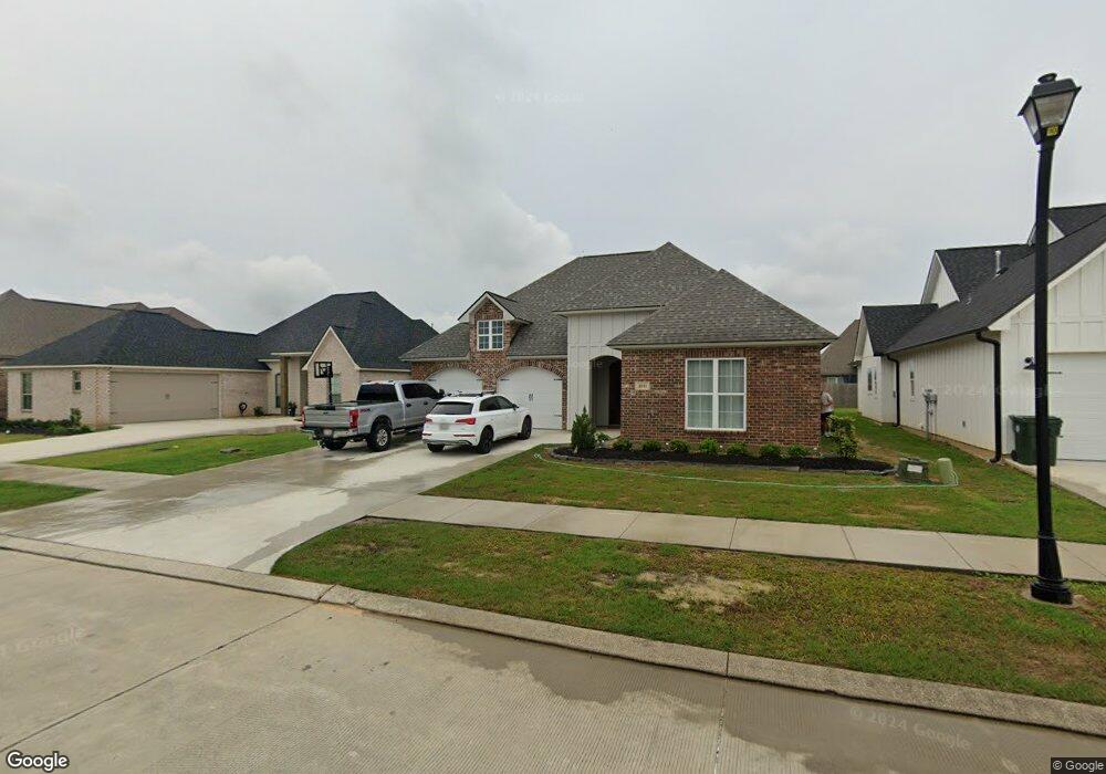 2511 S Ridge Dr, Lake Charles, LA 70605 - photo 1