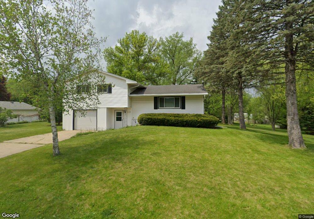 2355 Blue Grass Ln, Fitchburg, WI 53711 - photo 1