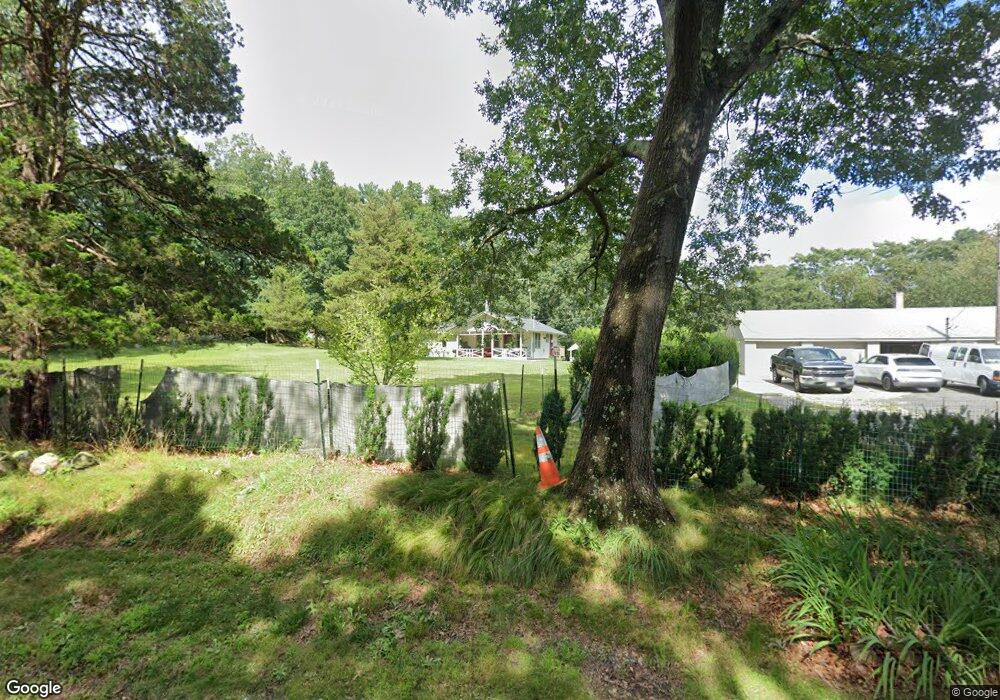 16 Jencks Rd, Cumberland, RI 02864 - photo 1