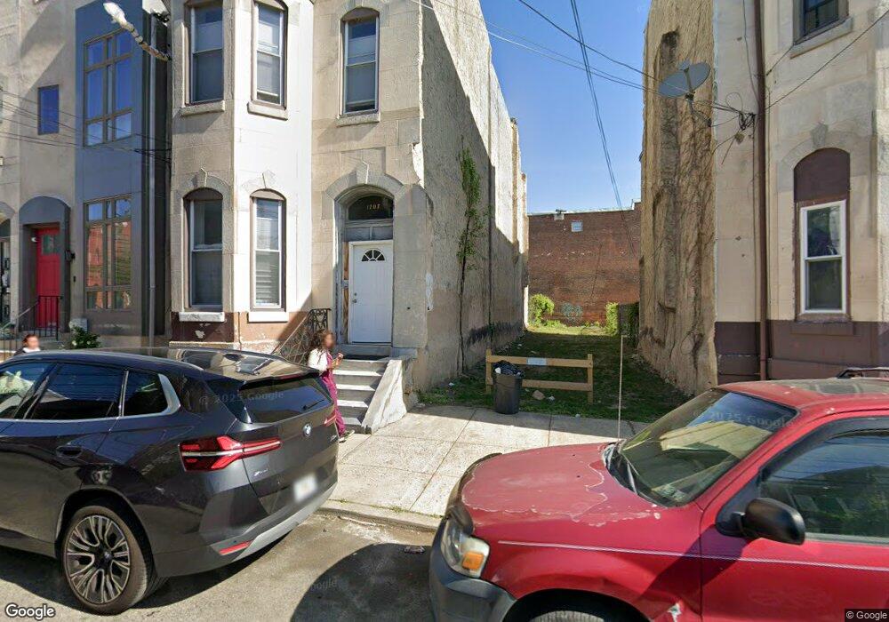 1707 W Oxford St, Philadelphia, PA 19121 - photo 1
