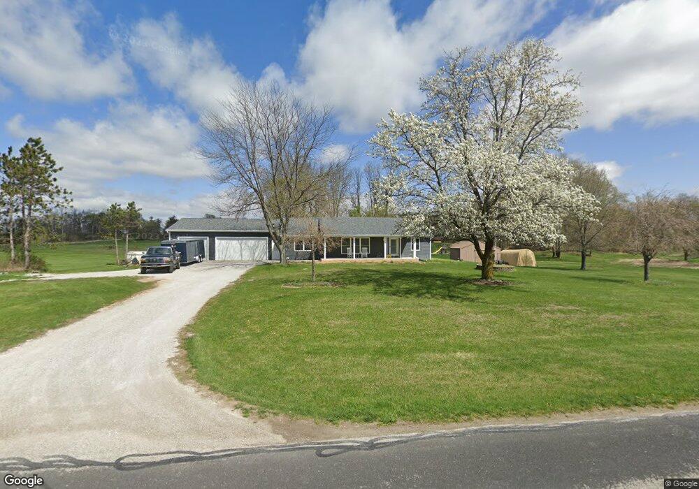 142 W 100 N, Albion, IN 46701 - photo 1