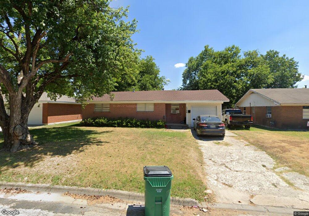 1706 Harris St, Gainesville, TX 76240 - photo 1