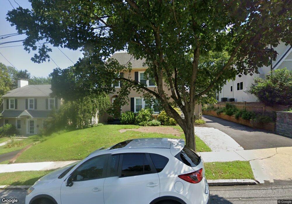 251 N Broad St, Kennett Square, PA 19348 - photo 1