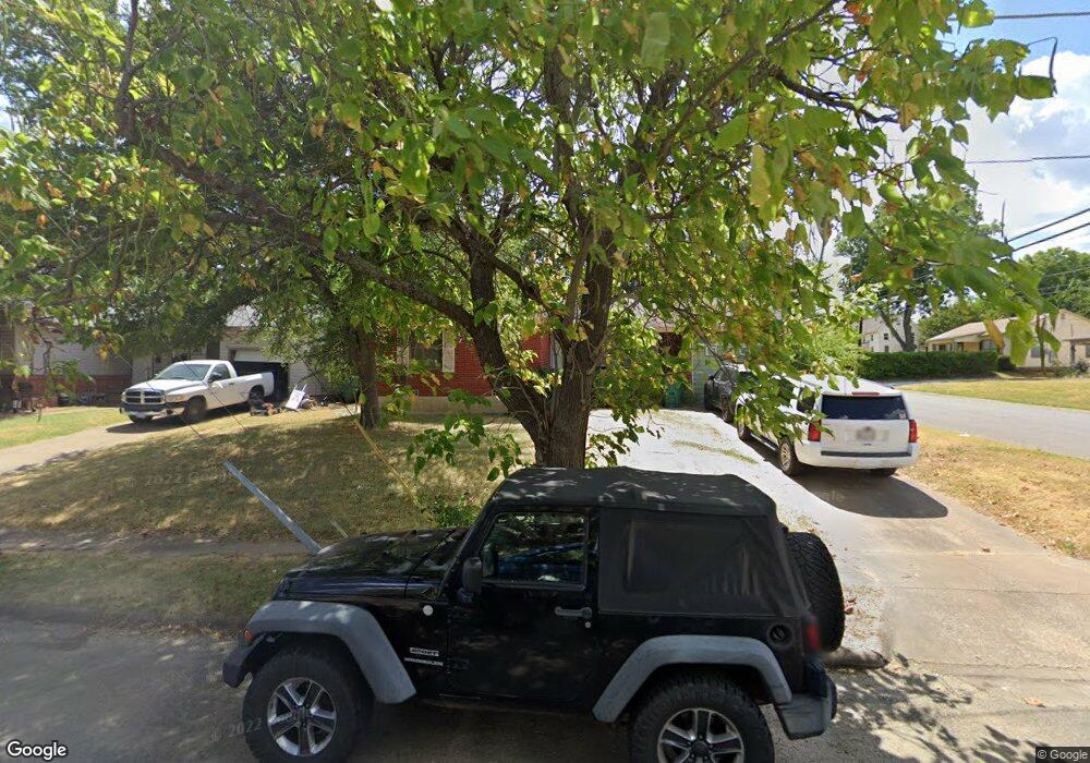 2216 N Crockett St, Sherman, TX 75092 - photo 1