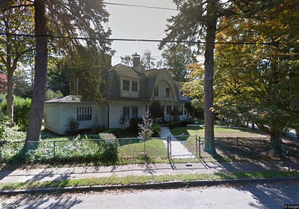 33 Catherine St, Newport, RI 02840 - photo 1