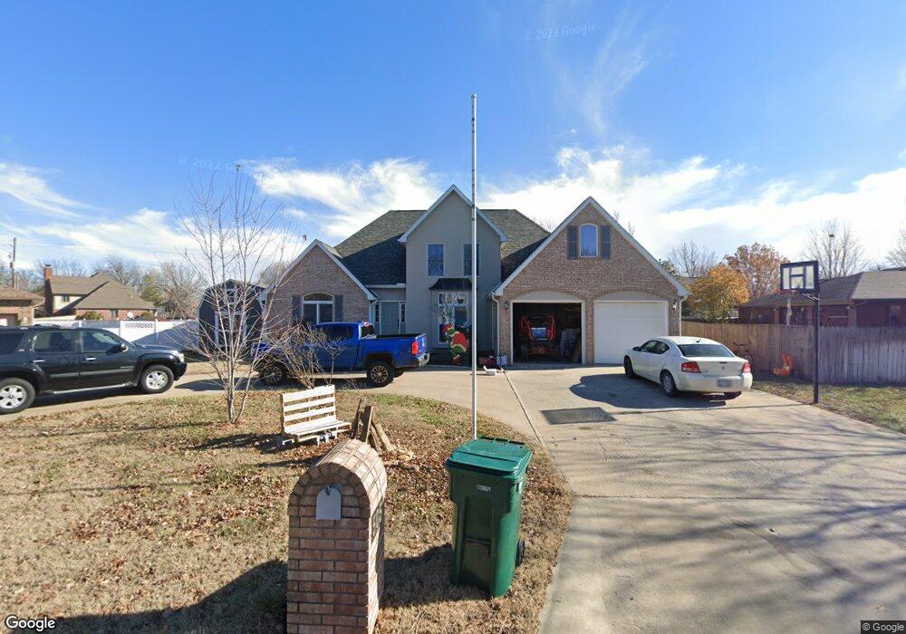 505 Cedar Cove Rd, Parsons, KS 67357 - photo 1