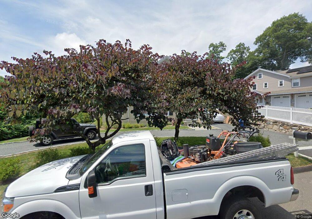 19 Greenway Dr, Greenwich, CT 06831 - photo 1