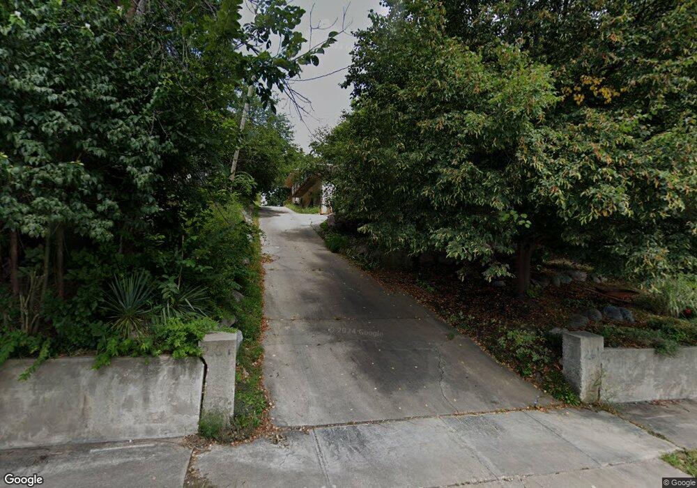 2611 Hickman Rd, Des Moines, IA 50310 - photo 1