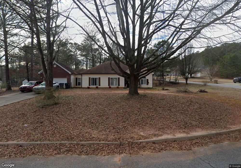 165 Windsor Cir, Stockbridge, GA 30281 - photo 1
