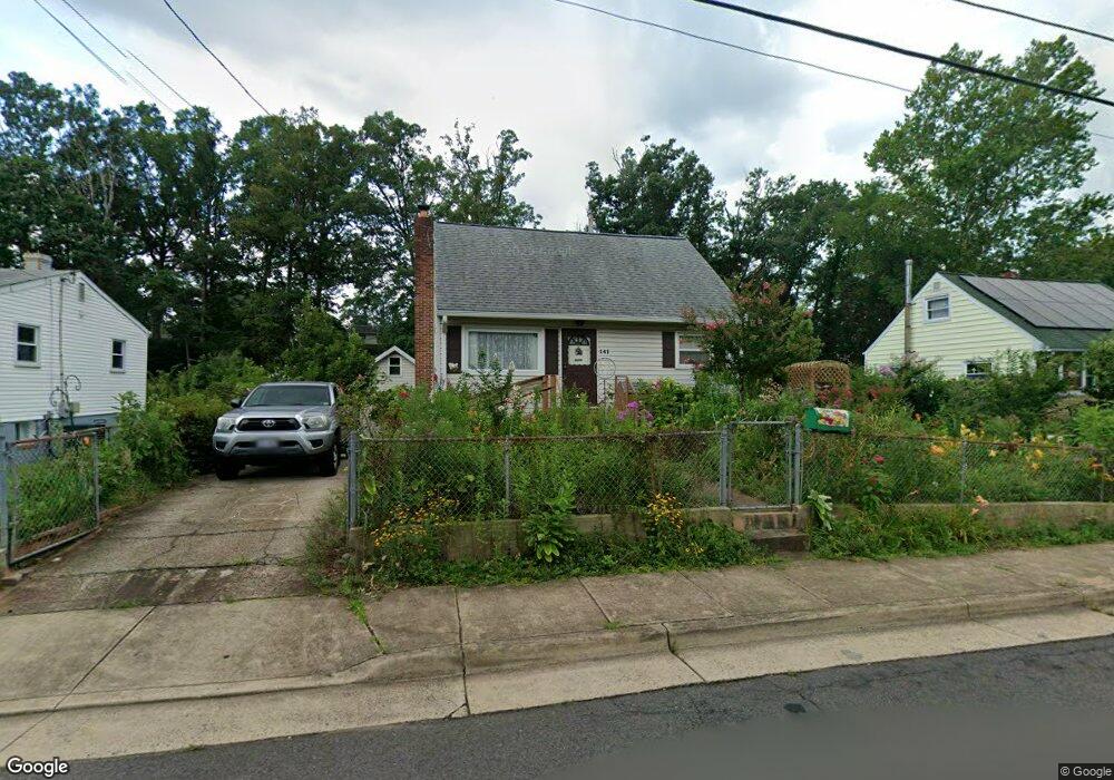 141 Lambert Dr, Manassas Park, VA 20111 - photo 1