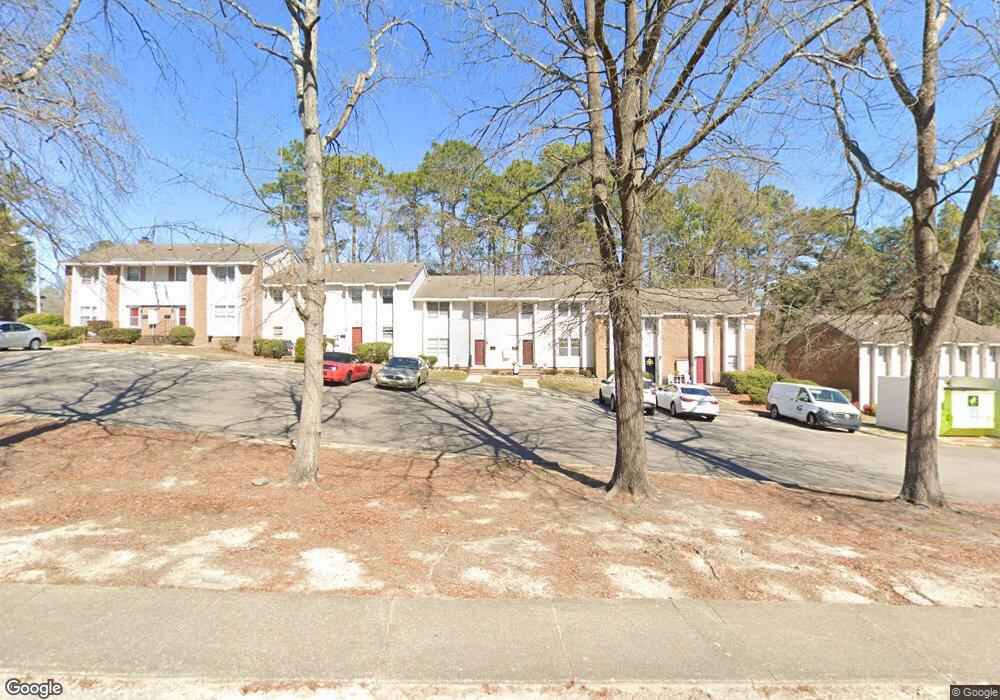 2696 Brigadoon Ln unit E, Fayetteville, NC 28305 - photo 1