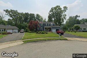 20 Old Farm Rd, Cedar Knolls, NJ 07927