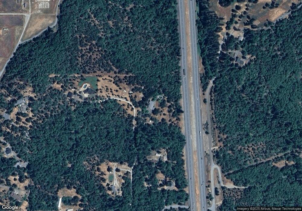 856 Potts Way, Grants Pass, OR 97526 - photo 1