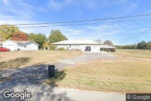 809 E 4th Ave, Garnett, KS 66032