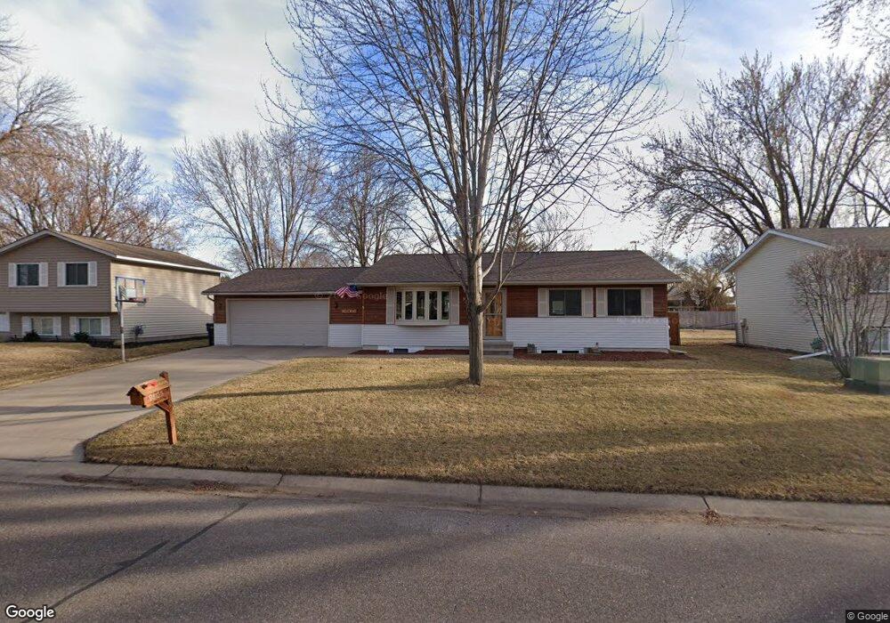 9805 99th Ave N, Maple Grove, MN 55369 - photo 1