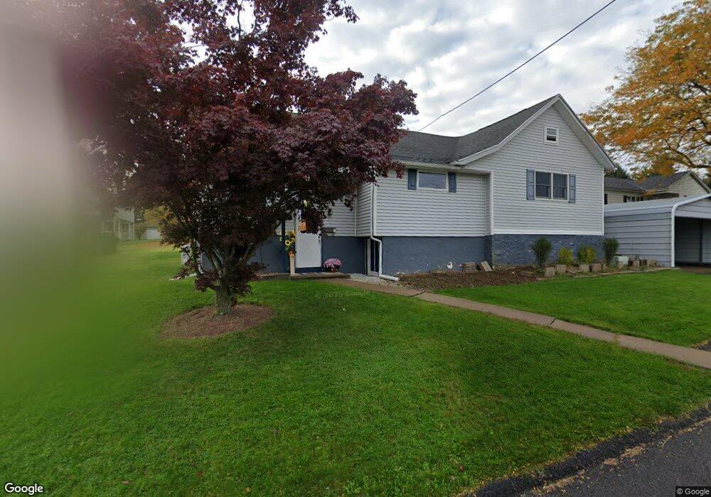 136 School St, Olyphant, PA 18447 - photo 1