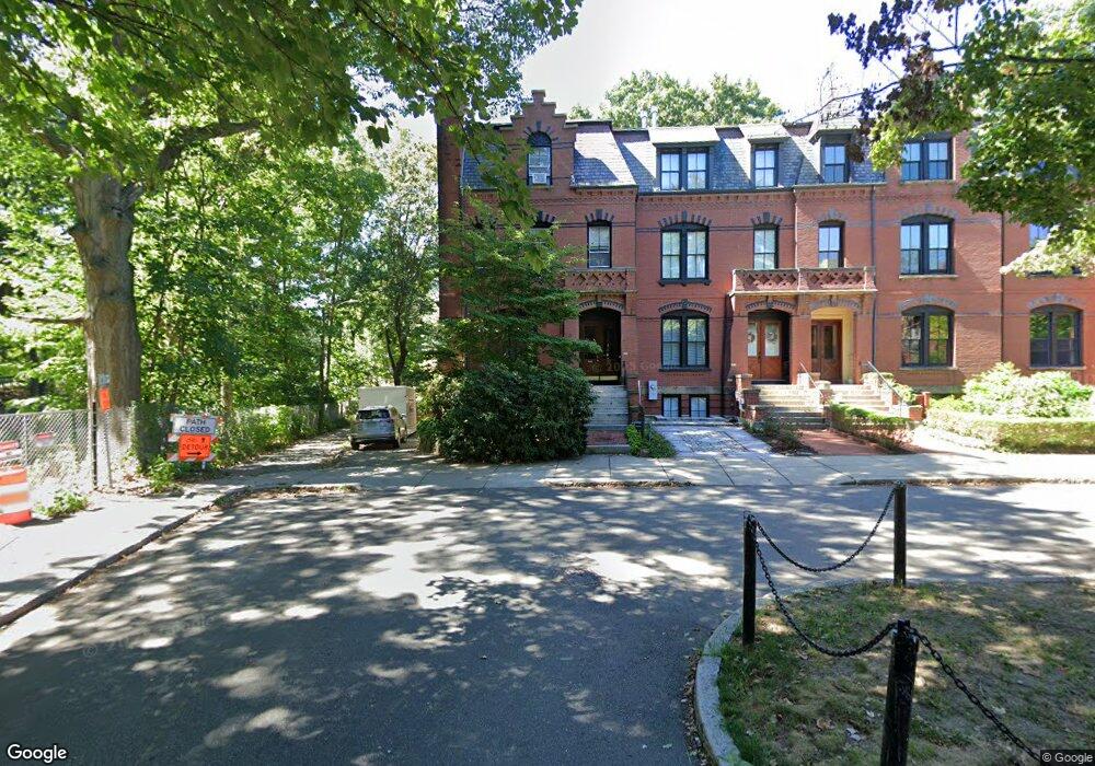 27 Monmouth Ct, Brookline, MA 02446 - photo 1