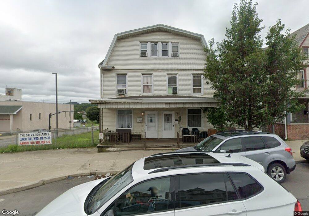 404 W Broad St, Hazleton, PA 18201 - photo 1