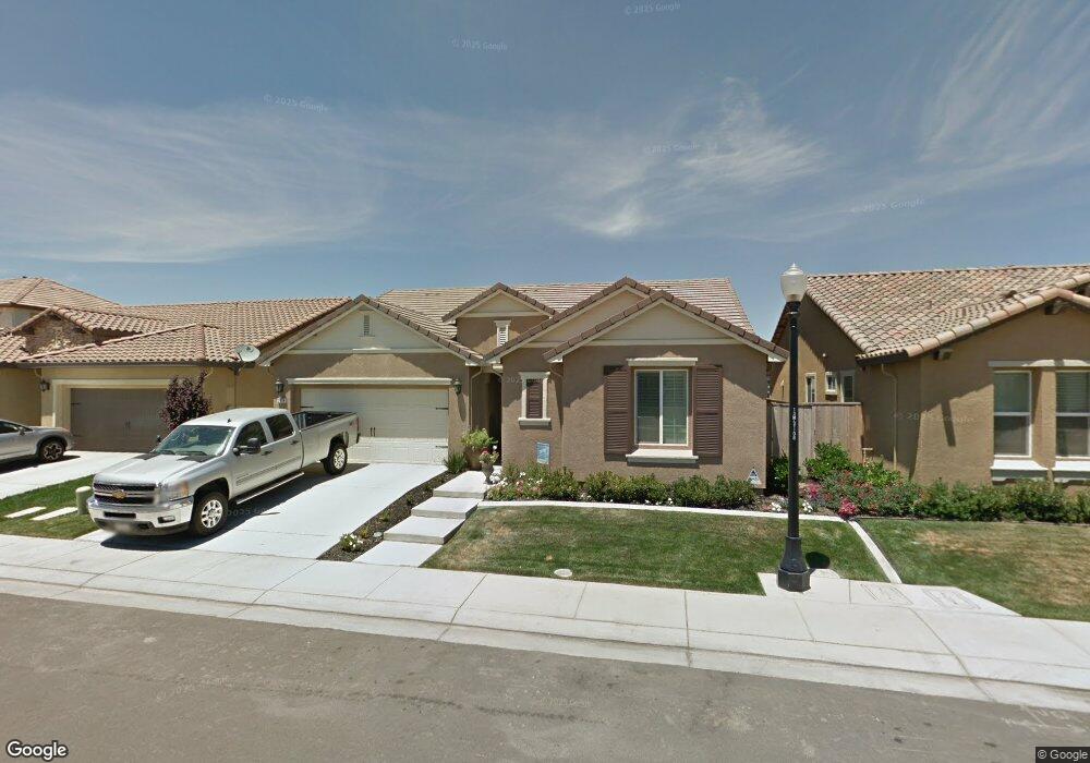 2924 Westport Cir, Oakdale, CA 95361 - photo 1