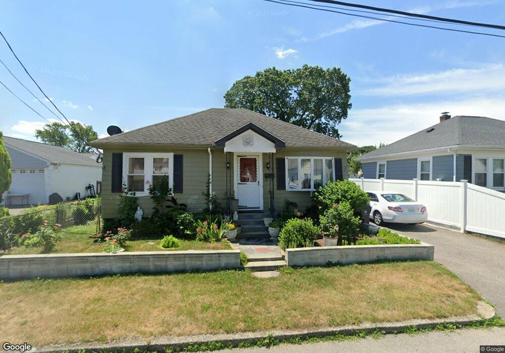 61 Wendell St, Pawtucket, RI 02861 - photo 1