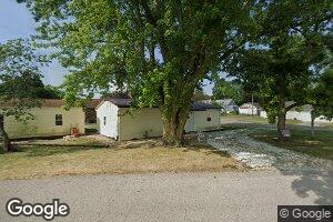 205 S 4th St, Kentland, IN 47951