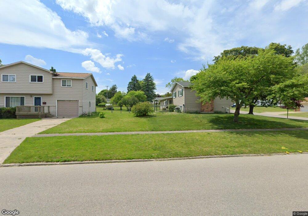 408 Ottawa Dr, Oscoda, MI 48750 - photo 1