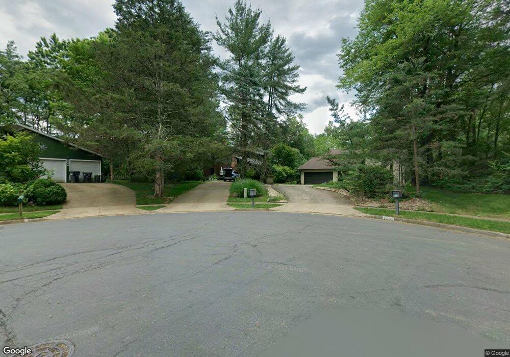 5507 Fireside Ct, Fairfax, VA 22032 - photo 1