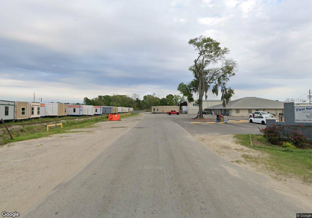 808 Railroad Ave E, Pearson, GA 31642 - photo 1