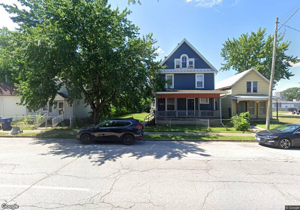 1641 1/2 W 3rd St, Davenport, IA 52802 - photo 1