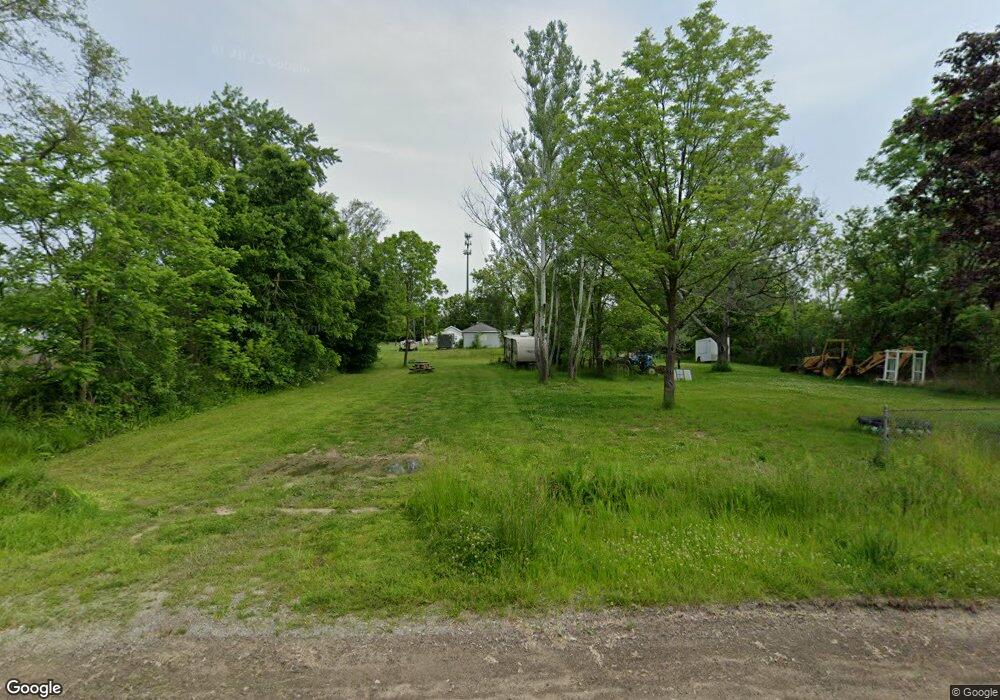 1181 E Humphrey Ave, Flint, MI 48505 - photo 1