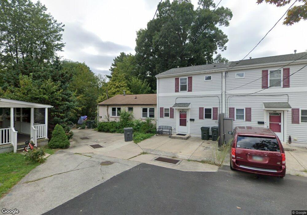 703 Salem Ct, Wallingford, PA 19086 - photo 1