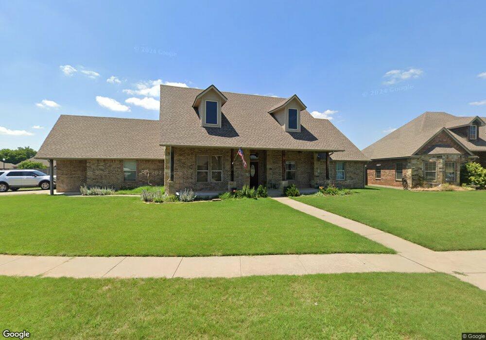 2301 Wimberley Creek Dr, Moore, OK 73160 - photo 1