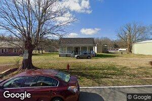 221 Main St, Red Boiling Springs, TN 37150