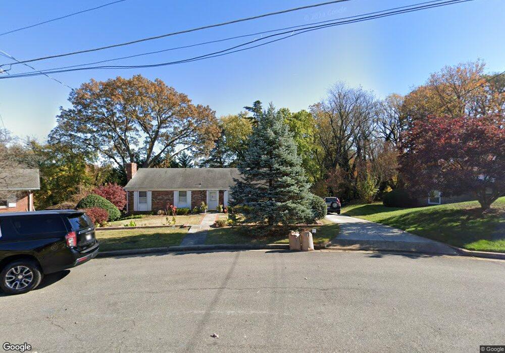 6629 Beddoo St, Alexandria, VA 22306 - photo 1