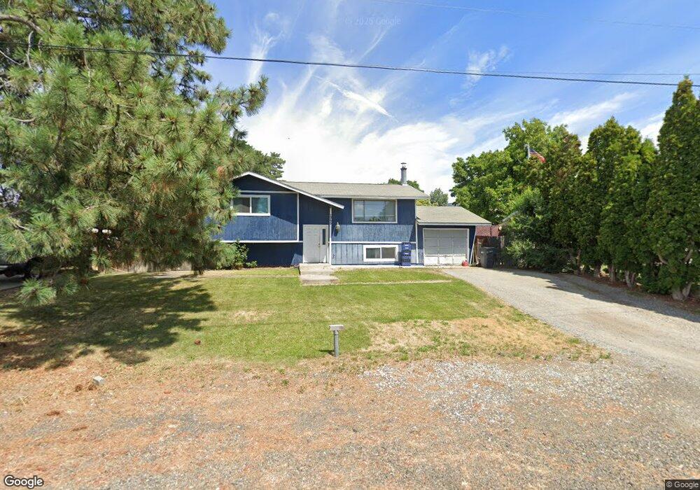 2945 Airway St, East Wenatchee, WA 98802 - photo 1