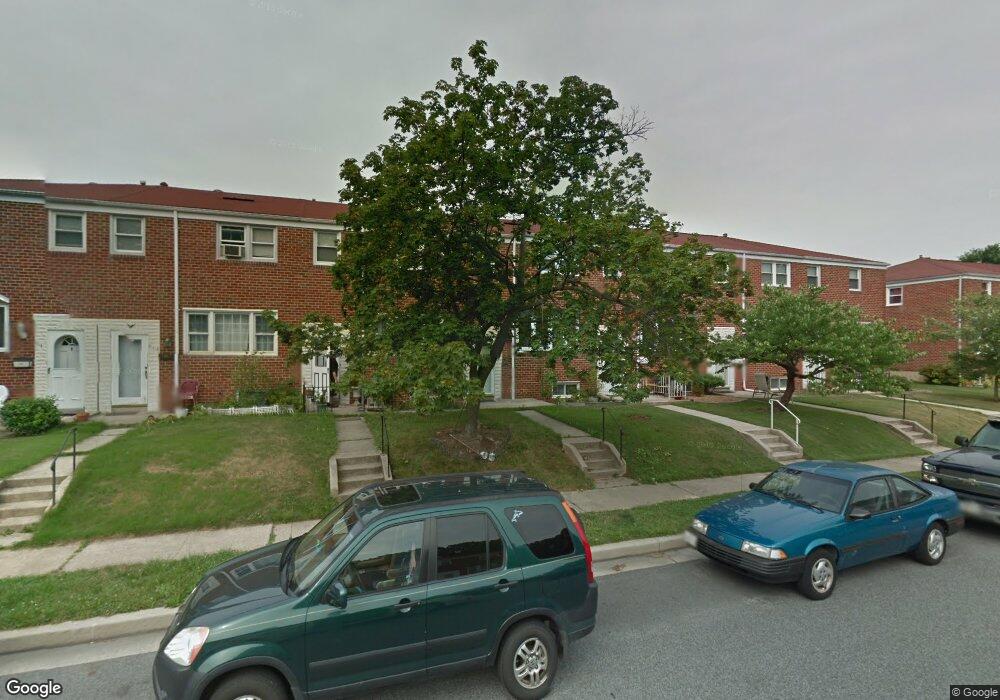 920 Circle Dr, Halethorpe, MD 21227 - photo 1