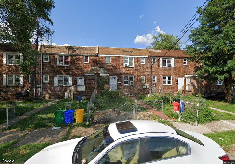 442 Pfeiffer St, Camden, NJ 08105 - photo 1